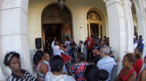 The local professionals in Santa Clara. Oh and check out the dude in red!